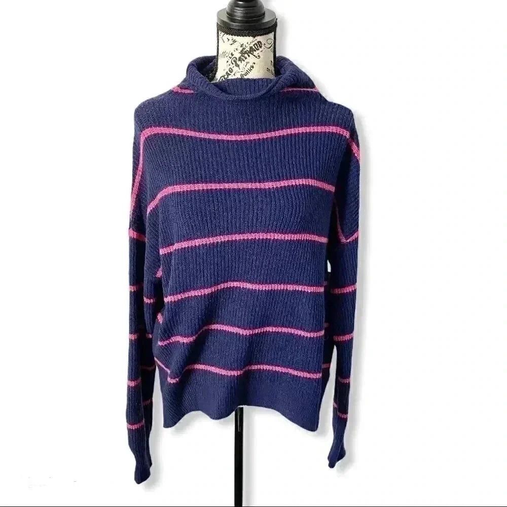 🆕Abound Striped scoop neck Sweater